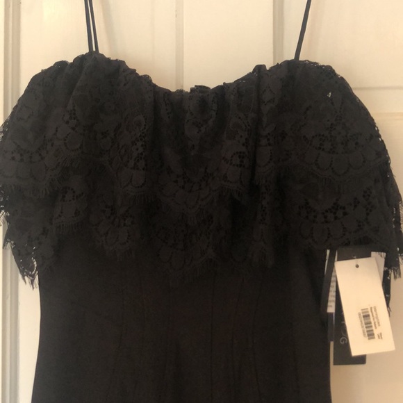 Long Dress 🖤 - Picture 2 of 4